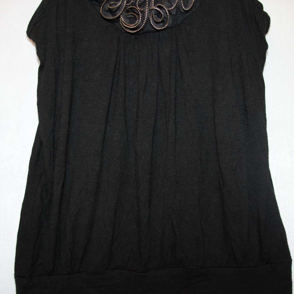 Silvergate Sexy Deep V Embellished Cami Tank - Picture 6 of 7